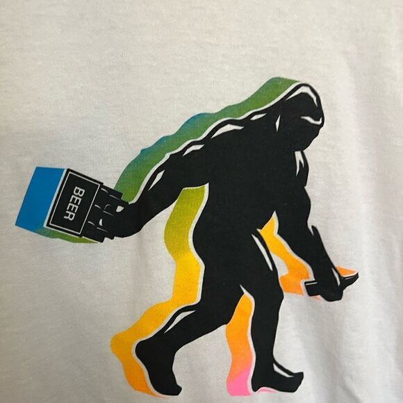 Men’s NWOT Big Foot/Yeti Beer T-shirt. Size XL. - Picture 2 of 6